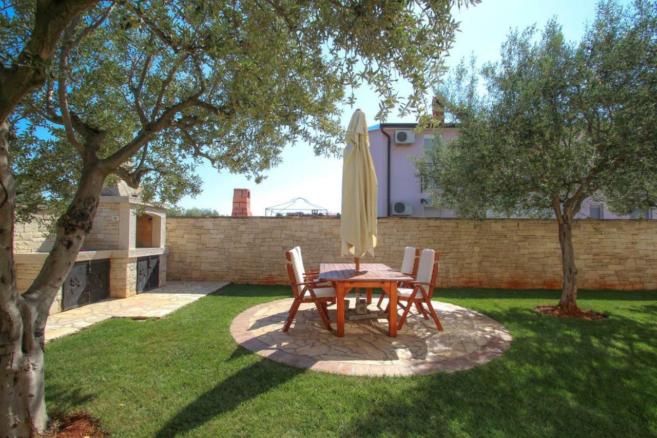 Apartamento Casa Rafael Novigrad Istria Exterior foto